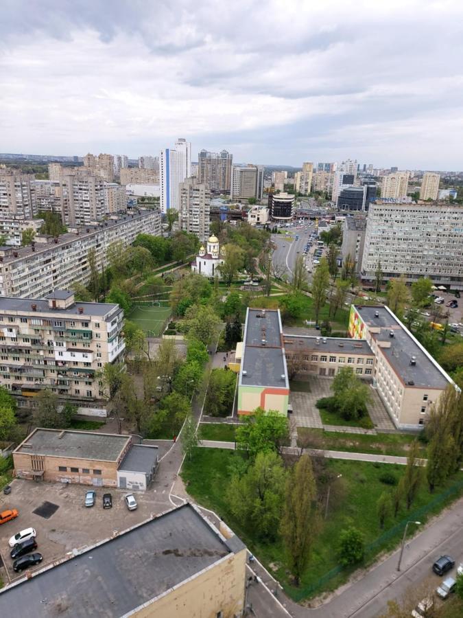 Студія З Неймовірним Краєвидом Біля М Лівобережна Ліфт Інтернет Працює Kiev Extérieur photo